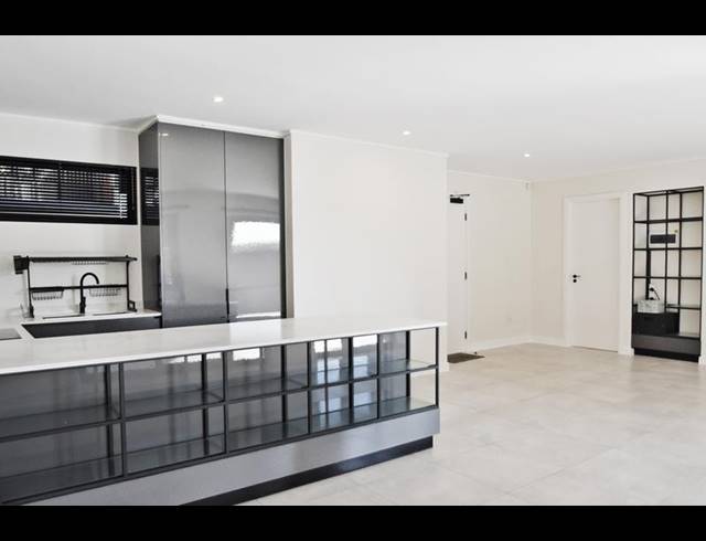 3 BEDROOM PROPERTY TO RENT IN HYDE PARK
